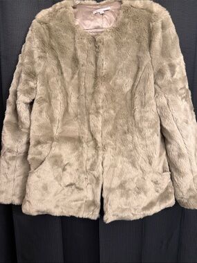 Gap Beige Faux Fur Jacket Missing Belt Sz L